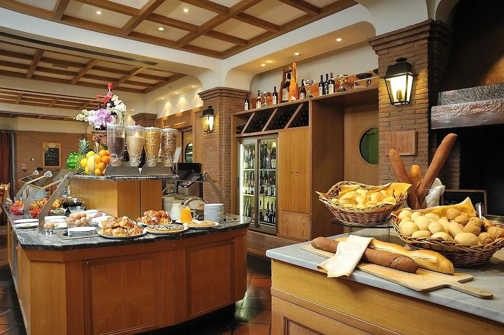 Hotel Bologna Airport 4*,