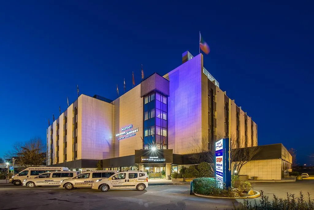 ****  Hotel Bologna Airport Италия