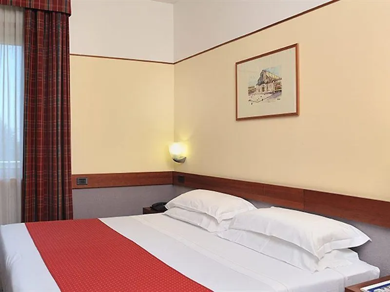Hotel Bologna Airport