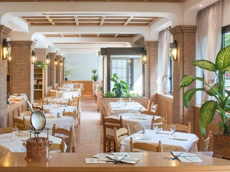 Hotel Bologna Airport 4*,